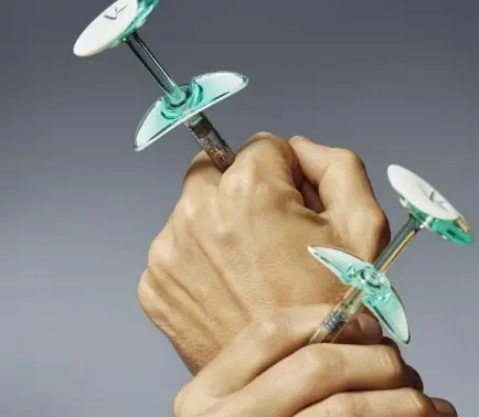 Quand le visage masculin demande une approche différente